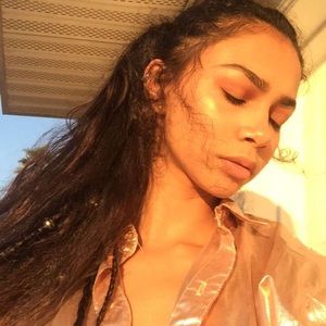 Meet your Posher, Janna